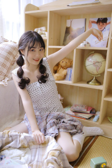 女子精油SPA按摩全身放松
